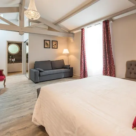 Hotel Domaine De Valmont 3*