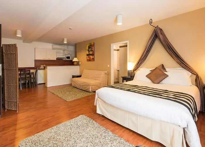 Domaine De Valmont 3* Barsac (Gironde)